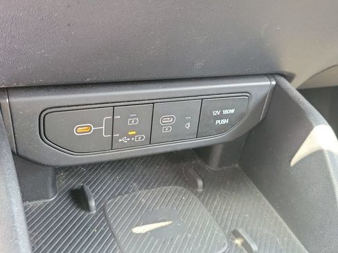 Used 2025 Kia K4 GT-Line w/ GT-Line Sunroof Package FWD image 25