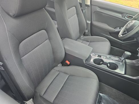 Used 2023 Honda Civic LX image 10