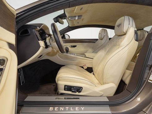 Used 2022 Bentley Continental GT AWD/4WD image 20