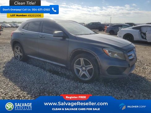 Used 2015 Mercedes-Benz GLA 250 4MATIC w/ Premium Package image 5