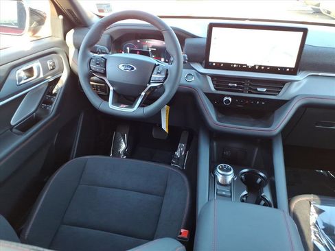 New 2026 Ford Explorer ST image 4