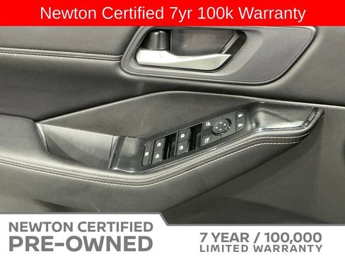 Used 2023 Nissan Rogue SV w/ SV Premium B Package AWD/4WD image 35