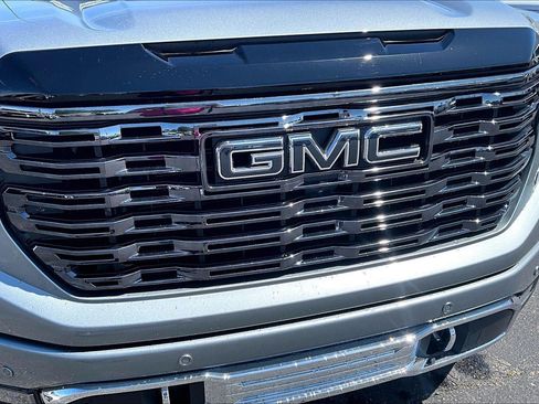 Used 2025 GMC Sierra 1500 Denali Ultimate AWD/4WD image 30