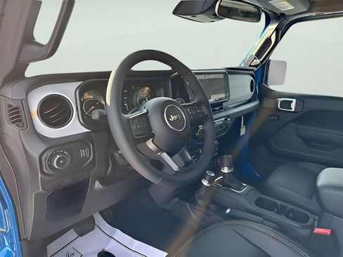 New 2026 Jeep Wrangler Sport AWD/4WD image 17