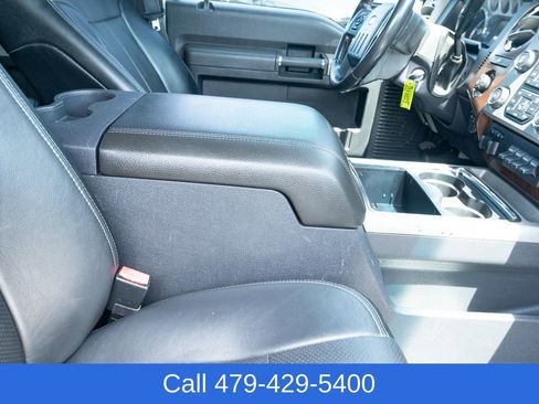 Used 2016 Ford F250 Lariat w/ Lariat Ultimate Package AWD/4WD image 44
