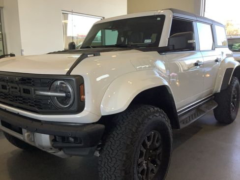 Used 2024 Ford Bronco Raptor AWD/4WD image 2
