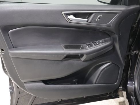 Used 2023 Ford Edge SE w/ Black Appearance Package AWD/4WD image 13