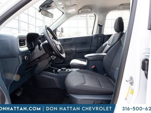 Used 2025 Ford Maverick XLT w/ XLT Luxury Package AWD/4WD image 3