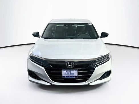 Used 2022 Honda Accord Sport image 2