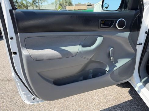 Used 2008 Toyota Tacoma 2WD Regular Cab image 13