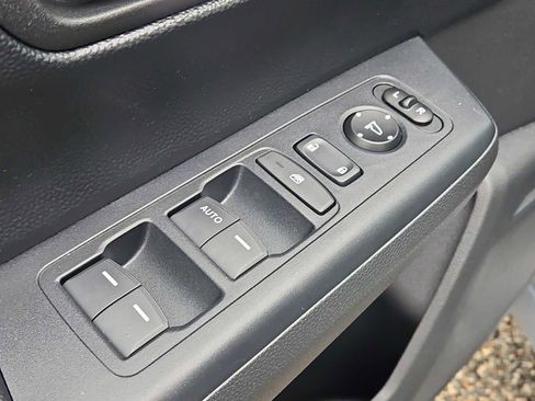 Certified 2023 Honda CR-V LX image 21