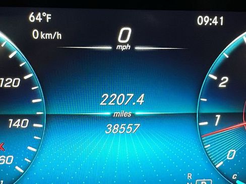 Used 2021 Mercedes-Benz C 300 Sedan image 12