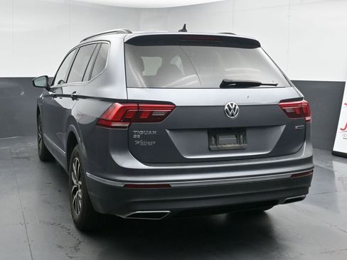 Used 2021 Volkswagen Tiguan SE image 6