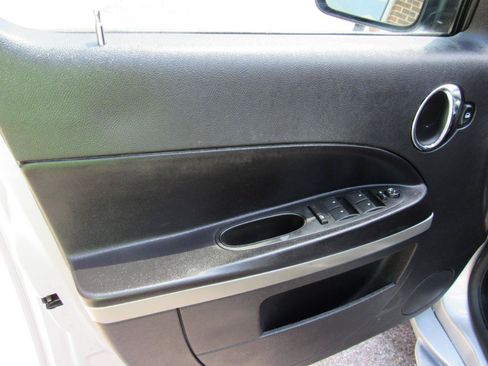 Used 2011 Chevrolet HHR LT w/ LT Preferred Equipment Group FWD image 14