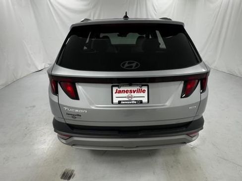 Used 2025 Hyundai Tucson SEL AWD/4WD image 4