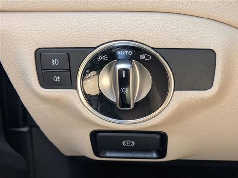 Used 2019 Mercedes-Benz GLA 250 image 10