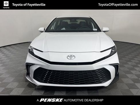 Used 2026 Toyota Camry SE image 15