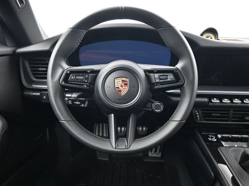Used 2025 Porsche 911 Carrera T RWD image 11