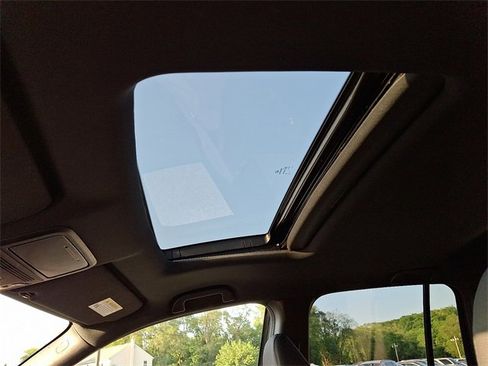 Certified 2022 Honda Ridgeline Black Edition image 14