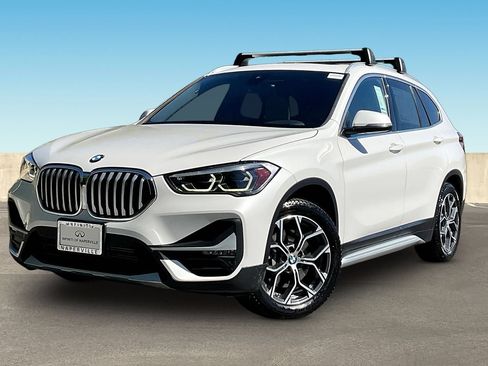 Used 2020 BMW X1 xDrive28i w/ Premium Package AWD/4WD image 3