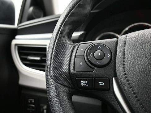 Used 2016 Toyota Corolla LE FWD image 48