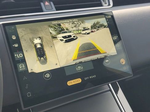 Used 2026 Land Rover Range Rover Evoque S image 33