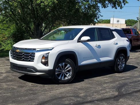 New 2026 Chevrolet Equinox LT w/ Convenience Package II AWD/4WD image 35
