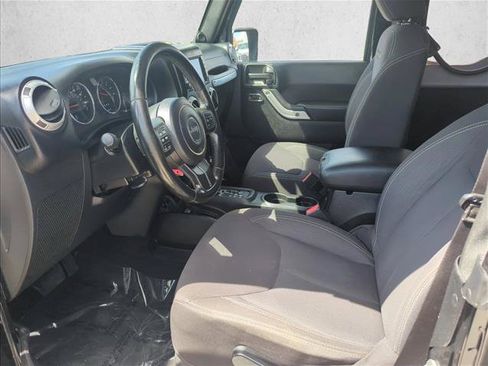 Used 2013 Jeep Wrangler Sahara w/ Connectivity Group AWD/4WD image 13