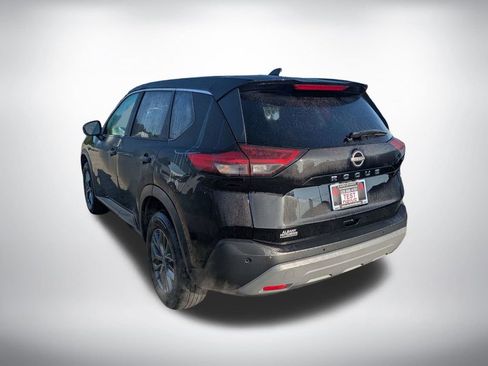 Used 2023 Nissan Rogue S FWD image 5