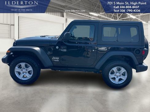 Used 2020 Jeep Wrangler Sport S image 9
