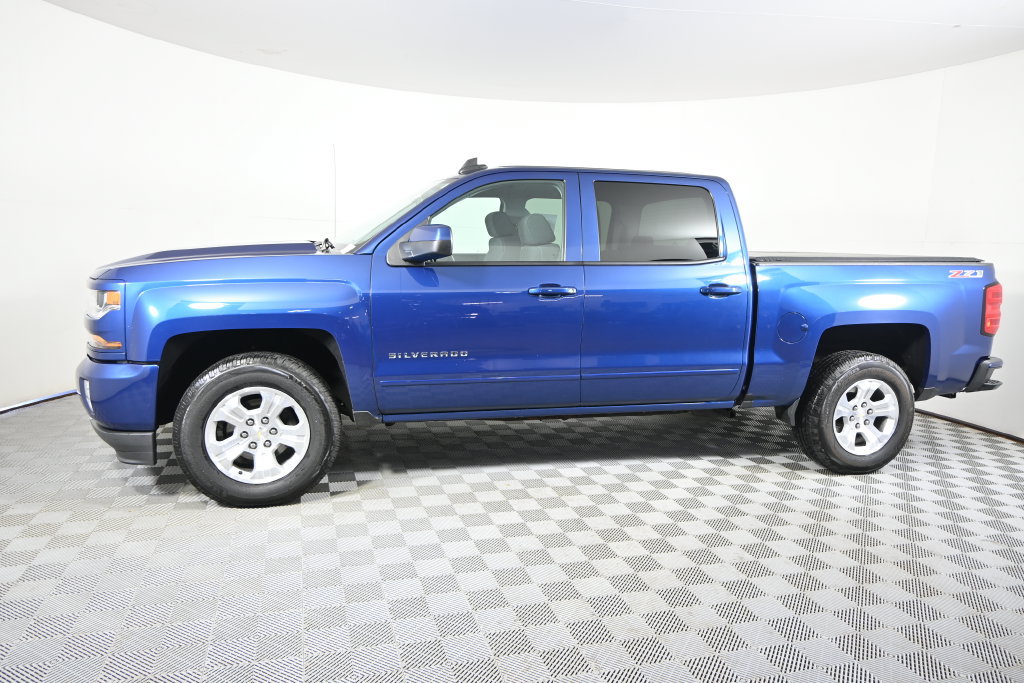 Used 2017 Chevrolet Silverado 1500 LT w/ All Star Edition AWD/4WD image 2