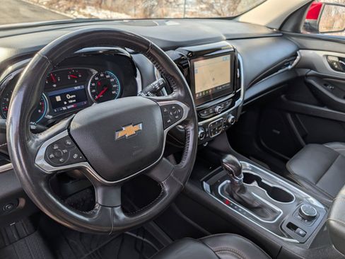 Certified 2021 Chevrolet Traverse LT w/ LT Premium Package image 32