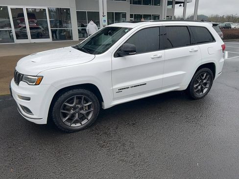Used 2020 Jeep Grand Cherokee Limited X image 2