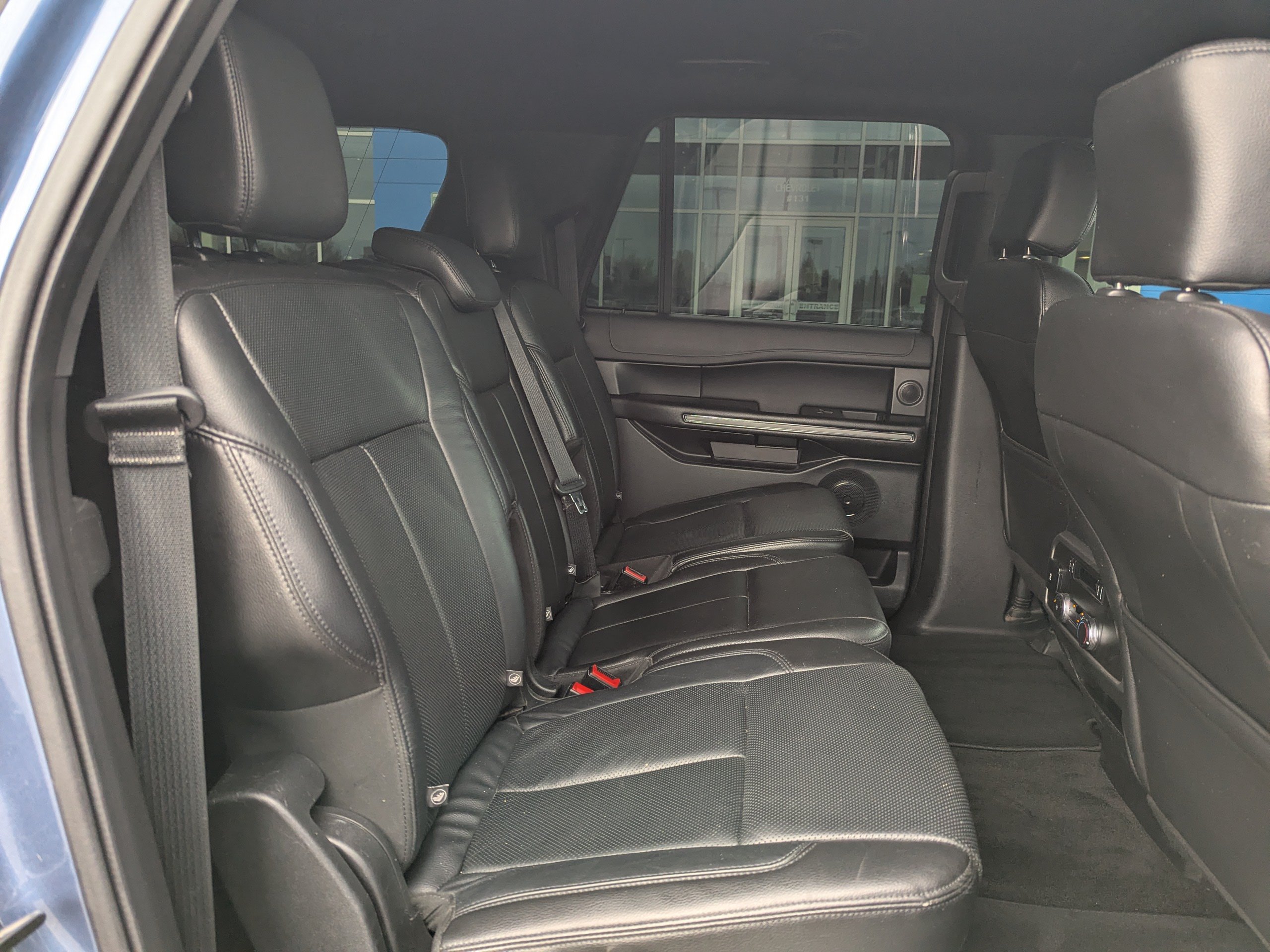 Used 2018 Ford Expedition Max XLT w/ Equipment Group 201A AWD/4WD image 36