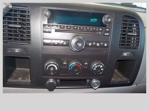 Used 2009 Chevrolet Silverado 3500 W/T AWD/4WD image 20