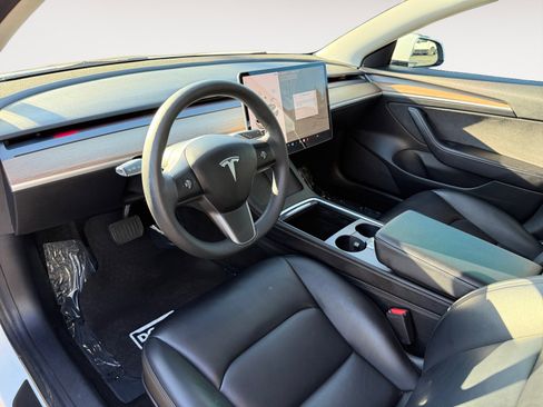 Used 2022 Tesla Model 3 Long Range image 15