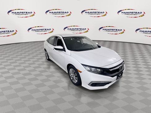 Used 2019 Honda Civic LX image 2