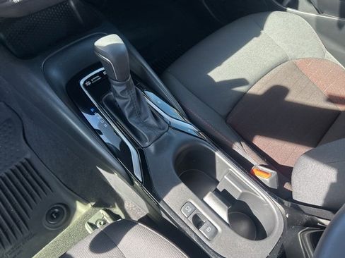 Used 2025 Toyota Corolla SE image 23