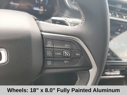 Used 2023 Jeep Grand Cherokee L Laredo AWD/4WD image 11
