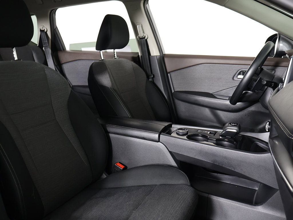 Used 2023 Nissan Rogue SV AWD/4WD image 28