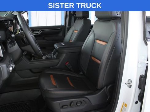 Used 2025 GMC Sierra 2500 AT4 w/ AT4 Premium Plus Package image 25