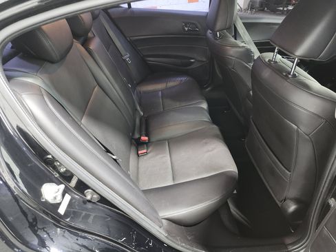 Used 2015 Acura ILX image 19