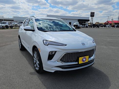 New 2026 Buick Encore GX Avenir w/ Avenir Technology Package image 7