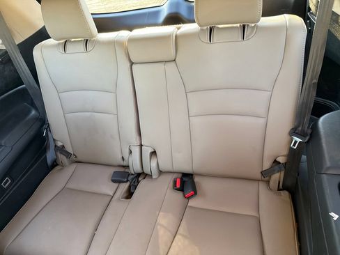 Used 2022 Honda Pilot Elite image 16
