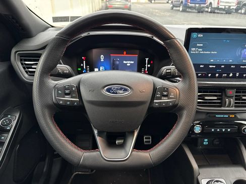 Used 2023 Ford Escape ST-Line w/ Tech Pack #1 AWD/4WD image 11