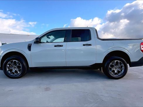 Used 2023 Ford Maverick XLT FWD image 3