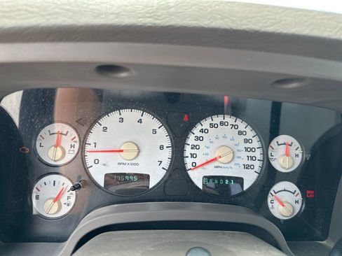 Used 2005 Dodge Ram 1500 Truck SLT RWD image 17