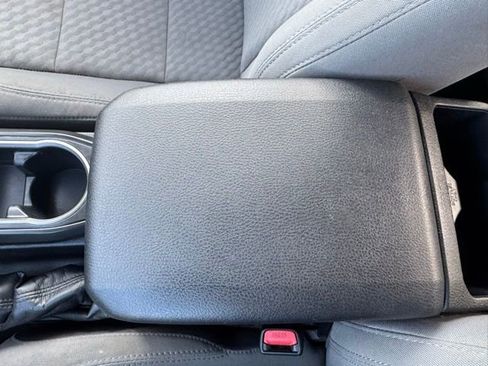 Certified 2020 Toyota Tacoma SR image 17