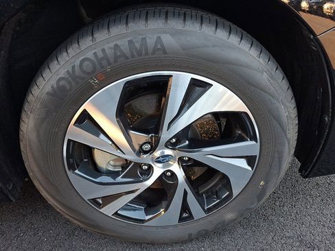 Certified 2025 Subaru Legacy Premium image 7