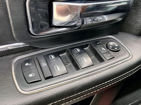 Used 2018 RAM 2500 Laramie AWD/4WD image 34